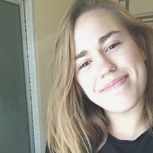 Meet your Posher, Ella